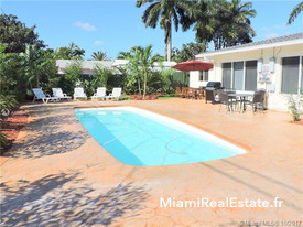 DANIA COUNTRY CLUB ESTATE