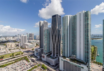 For sale in PARAMOUNT MIAMI RESIDENCES