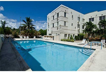 For sale in SOUTH BEACH BAYSIDE CONDO