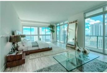 For sale in 500 BRICKELL