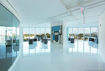For sale in 900 BISCAYNE